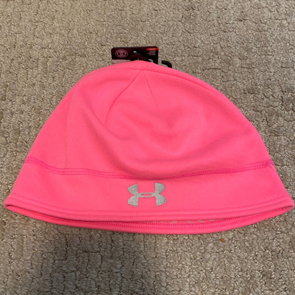 Pink winter hat, NWT